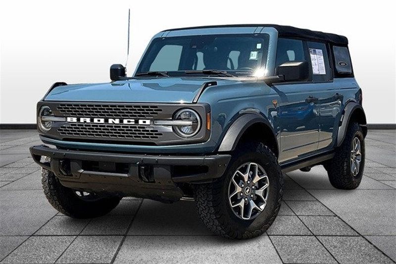 2022 Ford Bronco BadlandsImage 2