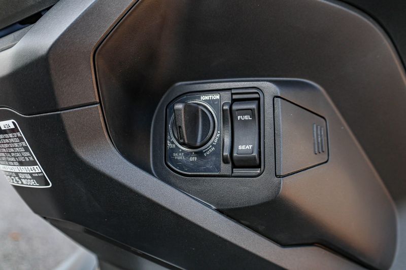 Used 2025 Honda ADV 160  BLACK Image 39