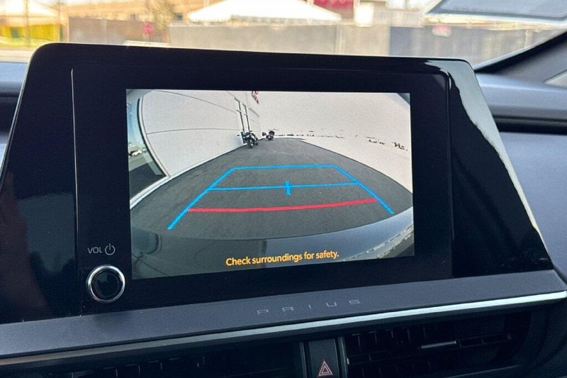Used 2023 Toyota Prius XLEImage 18