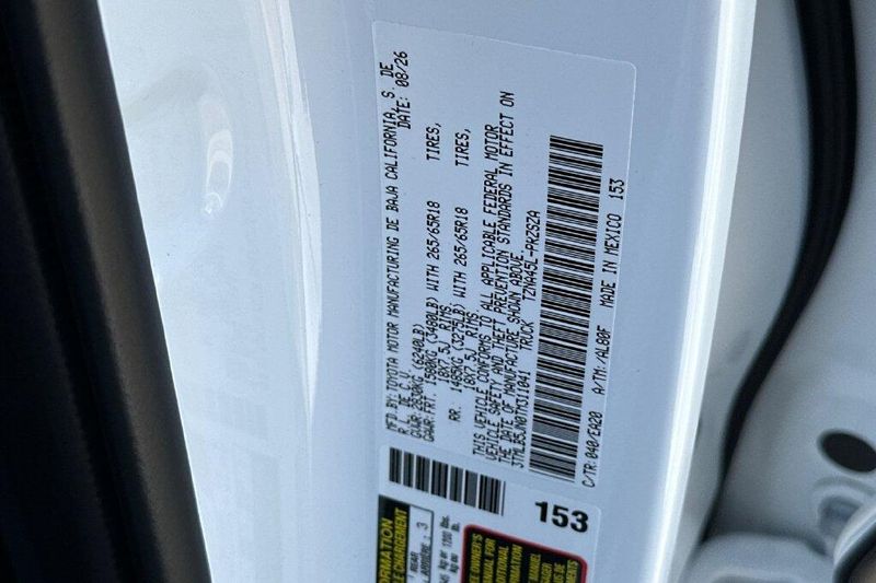 New 2026 Toyota Tacoma TRD Off-RoadImage 32
