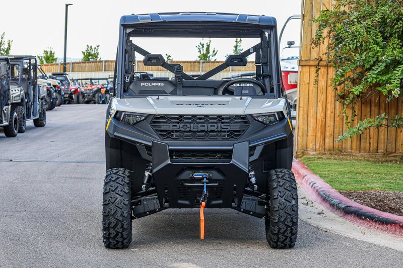 2025 Polaris RANGER CREW 1000 PREMIUM  MIRAGE BEIGEImage 2