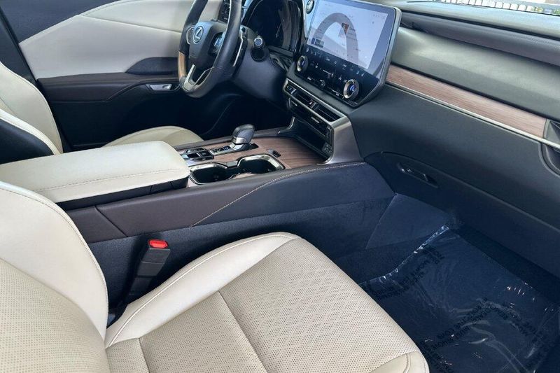Used 2024 Lexus RX 350 Premium PlusImage 15