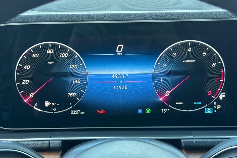 Used 2025 Mercedes-Benz GLE 450Image 31