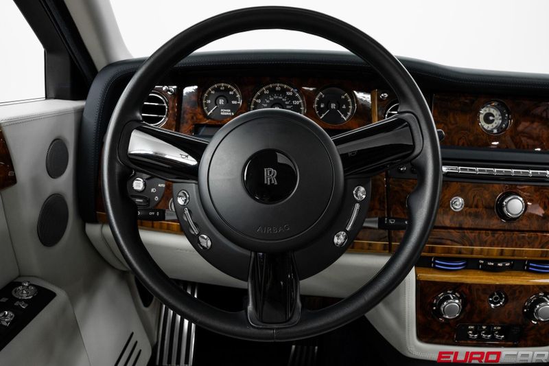 Used 2013 Rolls-Royce Phantom *FRESH SERVICE * REAR THEATER*Image 28