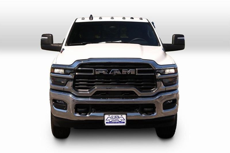 2025 RAM 2500 Tradesman Regular Cab 4x4 8