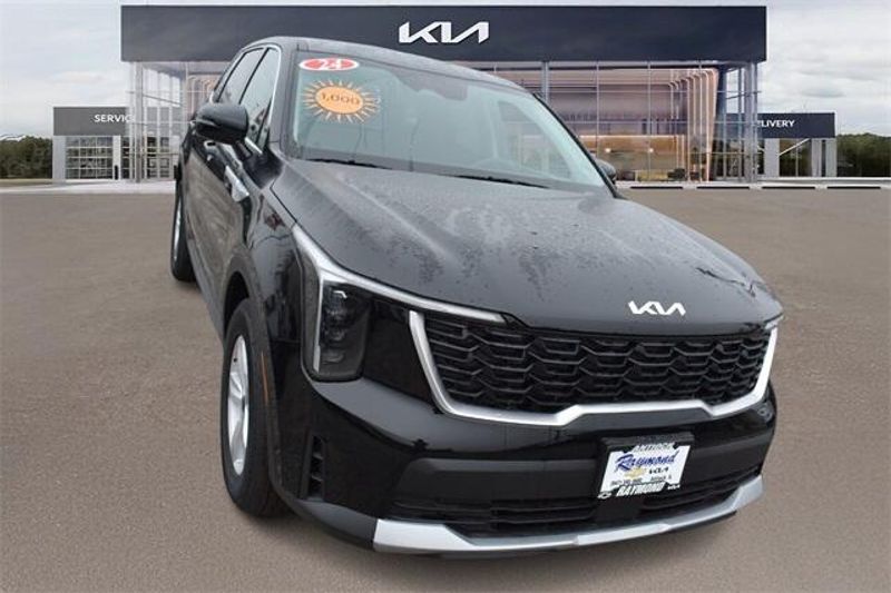 2024 Kia Sorento LXImage 10