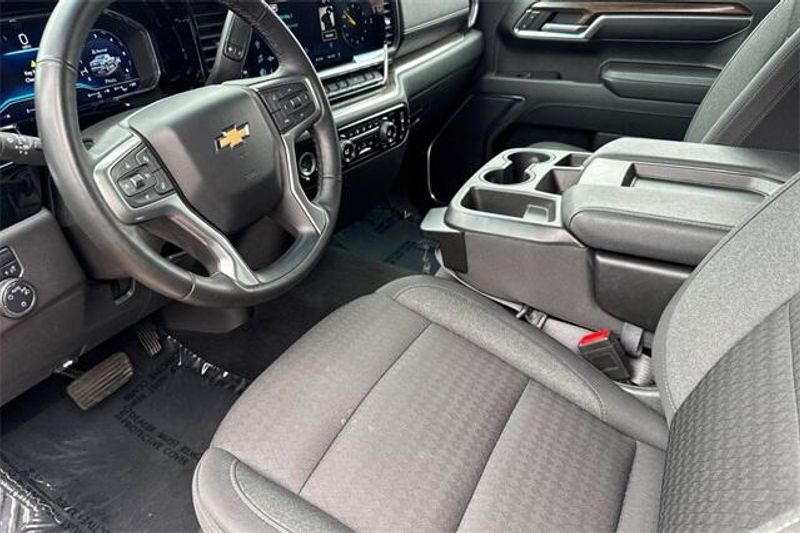 Used 2023 Chevrolet Silverado 1500 LTImage 8