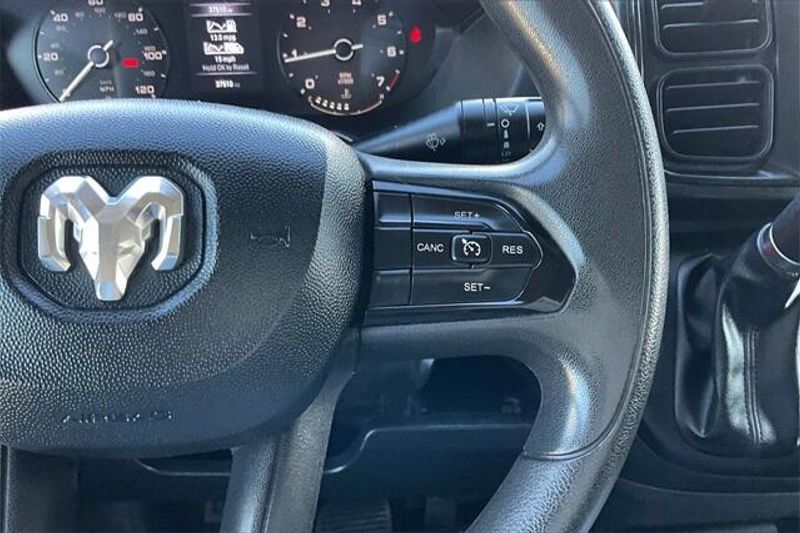 2023 RAM ProMaster 2500 High RoofImage 16