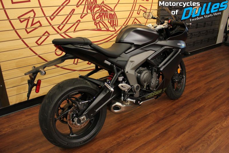 Used 2025 Triumph Daytona 660 Image 8