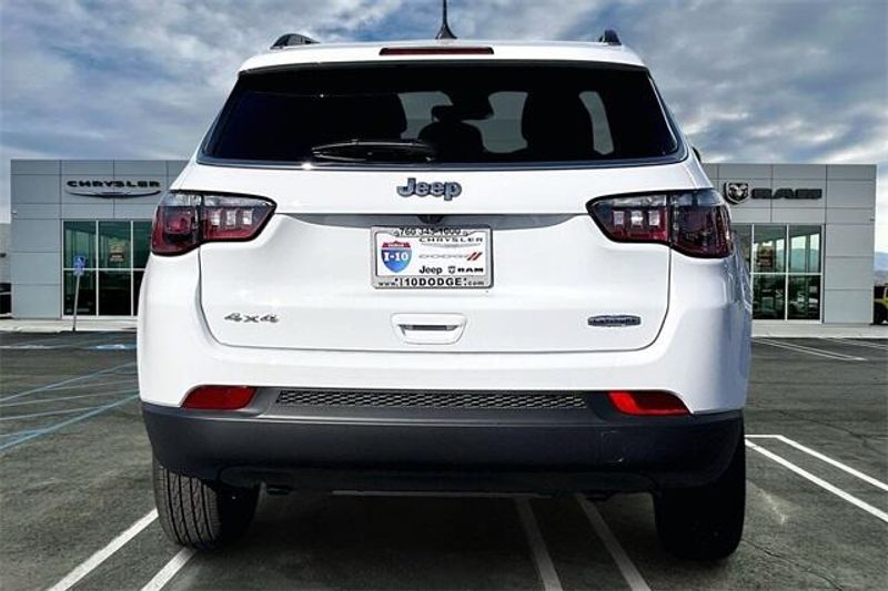 New 2026 Jeep Compass Latitude Altitude 4x4Image 3