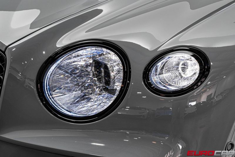 Used 2023 Bentley Continental GT V8 *CARBON INTERIOR TRIM * TWO-TONE INTERIOR*Image 11