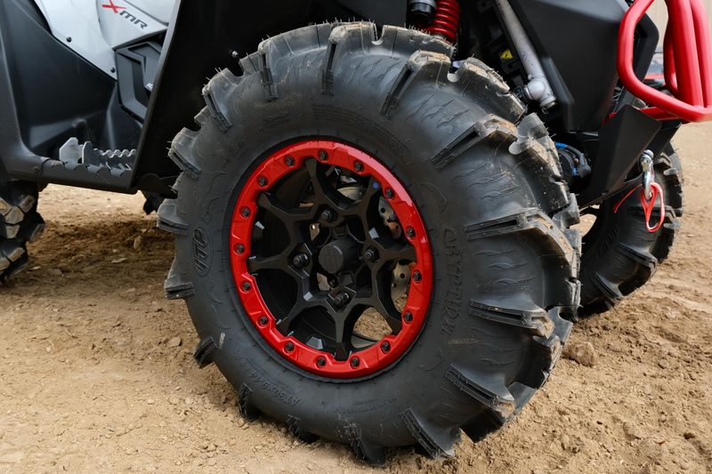 NEW 2026 CAN-AM RENEGADE X MR 1000R Image 14