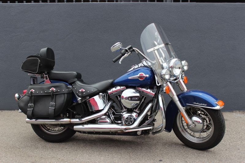 Used 2017 Harley-Davidson Softail Heritage Softail Classic Image 1