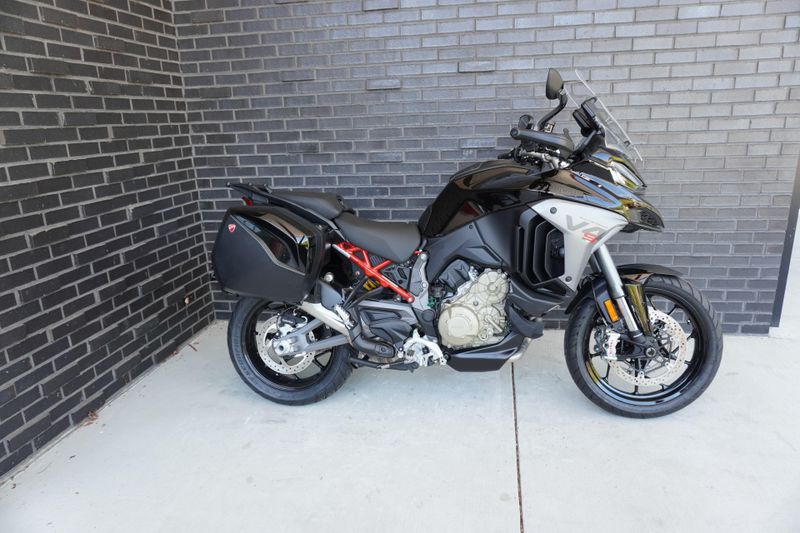 New 2027 Ducati MULTISTRADA V4S 