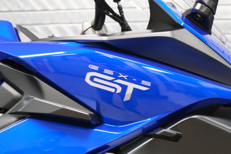 NEW 2026 SUZUKI GSX-S1000GT Image 10