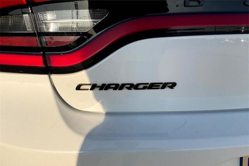 2021 Dodge Charger SXTImage 8