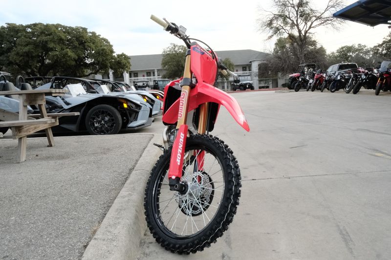 2025 Honda CRF450R WORKS EDITION REDImage 11