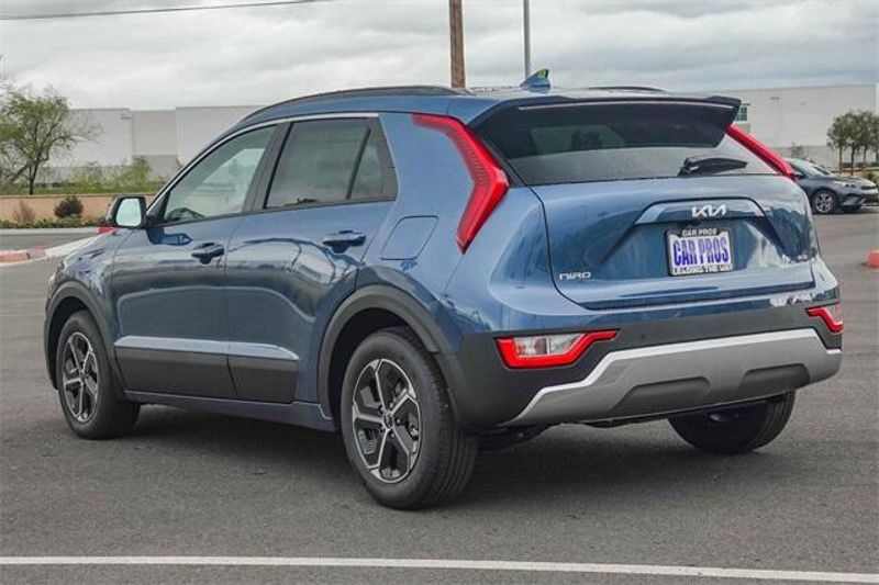 New 2025 Kia Niro EXImage 13
