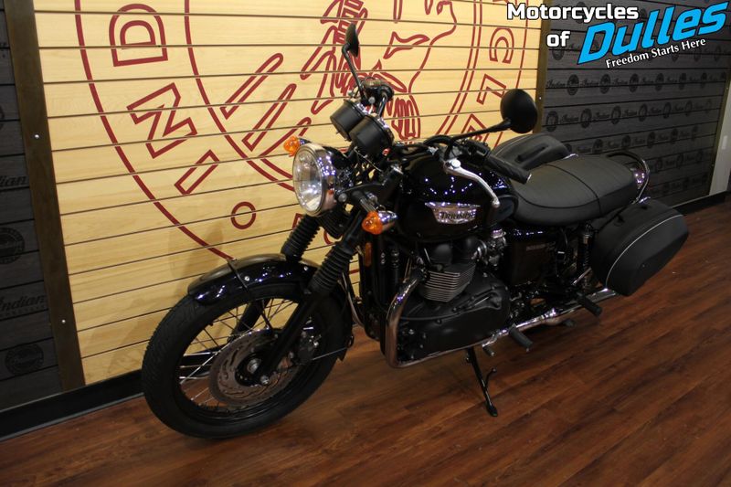 Used 2016 Triumph T100 Image 4