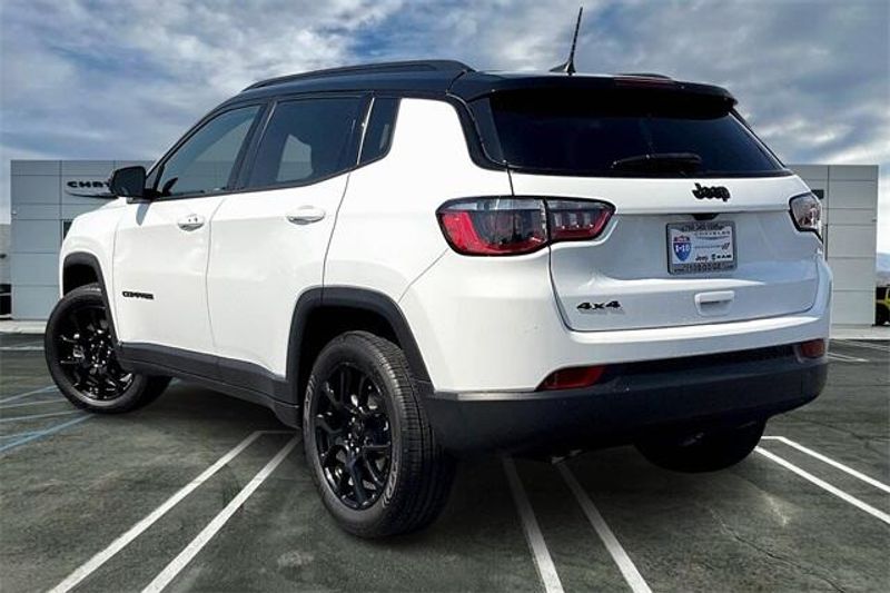 2023 Jeep Compass AltitudeImage 10