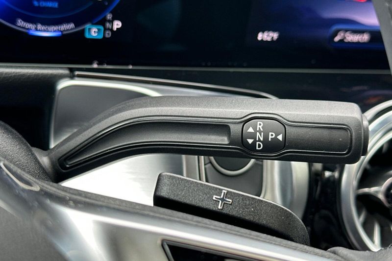 2024 Mercedes-Benz EQB 300Image 25