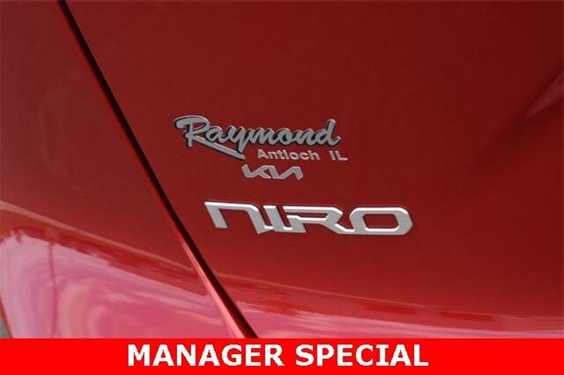 New 2025 Kia Niro LXImage 15