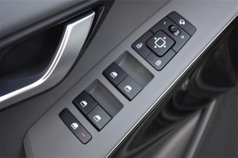 New 2025 Kia Niro EX TouringImage 20
