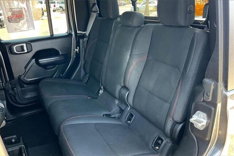 2022 Jeep Gladiator RubiconImage 25