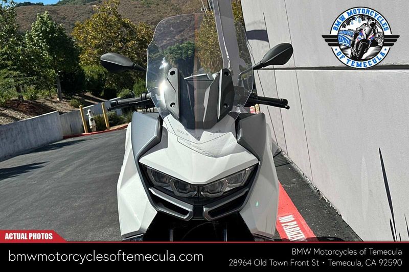 2024 BMW C 400 GT in a ALPINE WHITE exterior color. BMW Motorcycles of Temecula – Southern California (951) 506-6903 bmwmotorcyclesoftemecula.com 