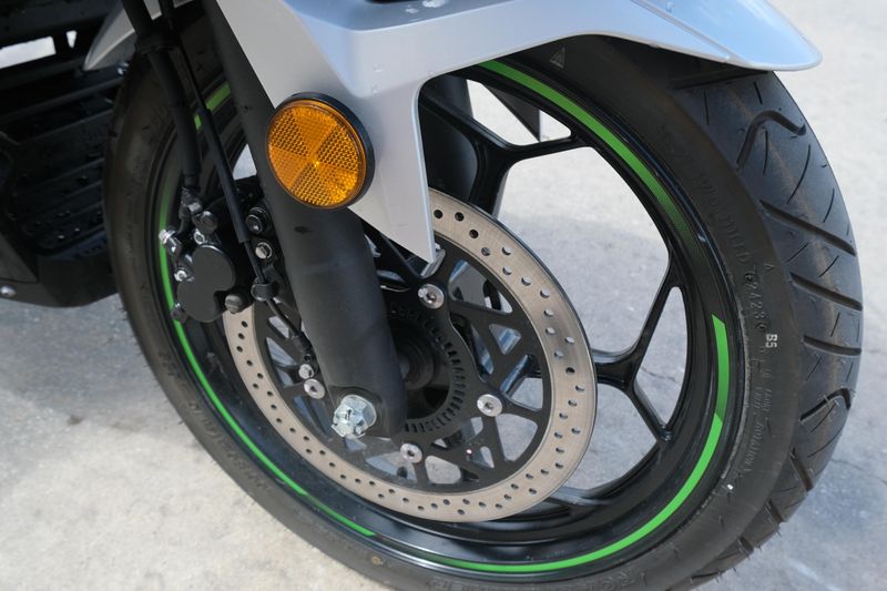 USED 2024 KAWASAKI NINJA E1 ABS Image 15