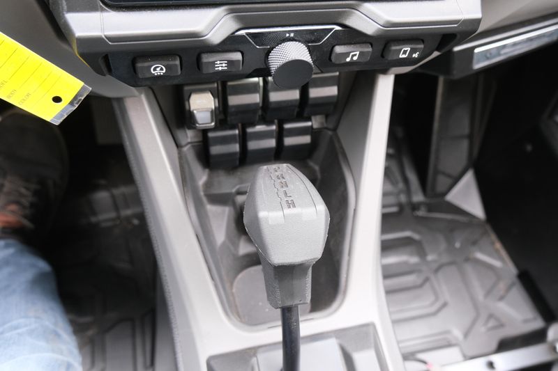 NEW 2026 POLARIS RZR PRO R ULTIMATE Image 23