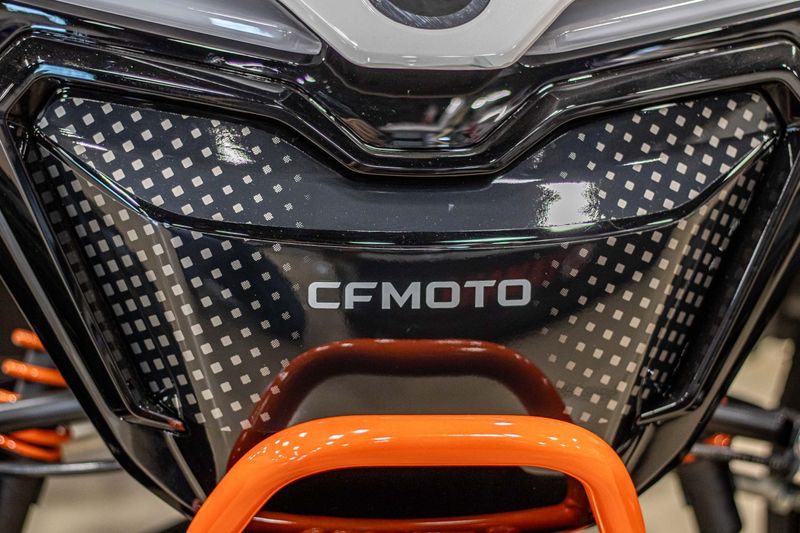 2024 CFMOTO CFORCE EV110  PEARL WHITELAVA ORANGE Image 12