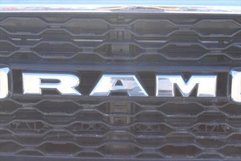 2023 RAM 2500 Tradesman Crew Cab 4x2 Long BoxImage 8