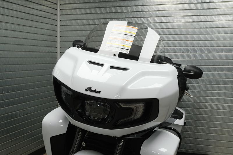 NEW 2025 INDIAN MOTORCYCLE PURSUIT DARK HORSE Image 9