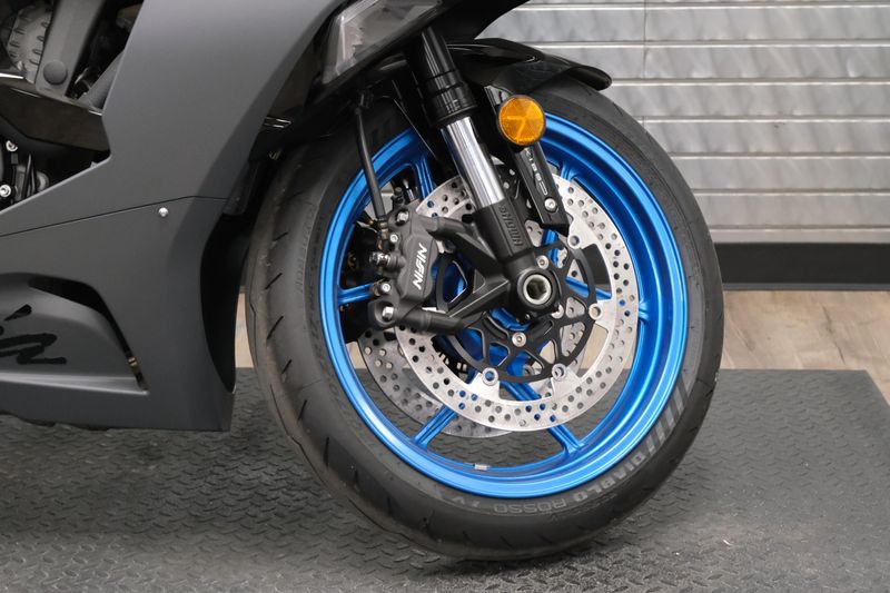 NEW 2026 KAWASAKI NINJA ZX6R ABS Image 12