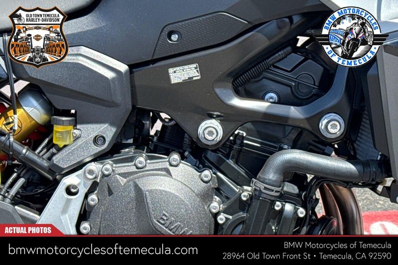 2025 BMW F 900 RImage 11