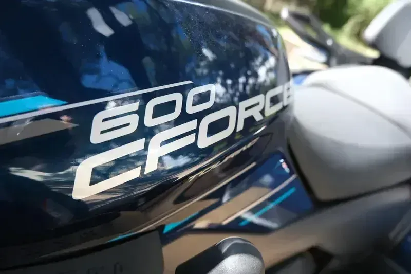 2025 CFMOTO CFORCE 600 TOURING TWILIGHT BLUEImage 7