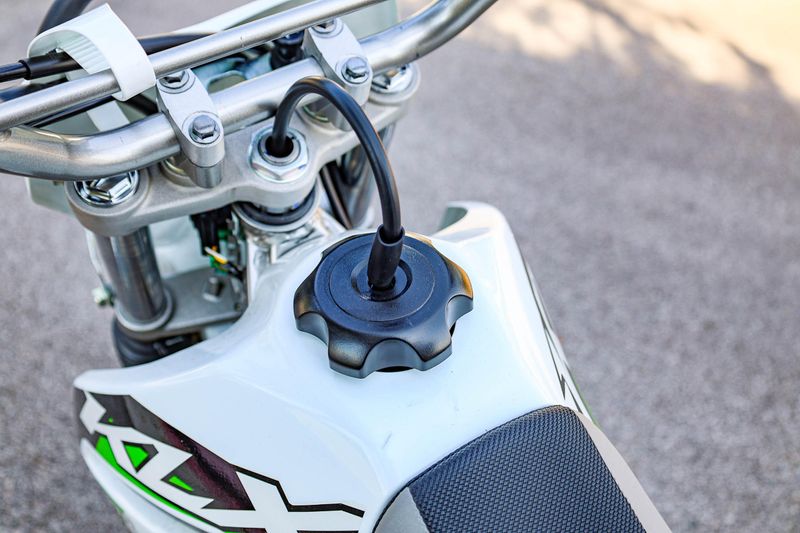 NEW 2026 KAWASAKI KLX140R Image 18