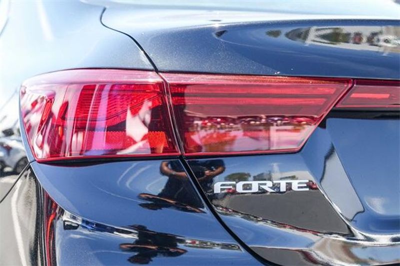 Used 2024 Kia Forte LXSImage 9