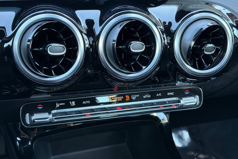 Used 2025 Mercedes-Benz CLA 250Image 22