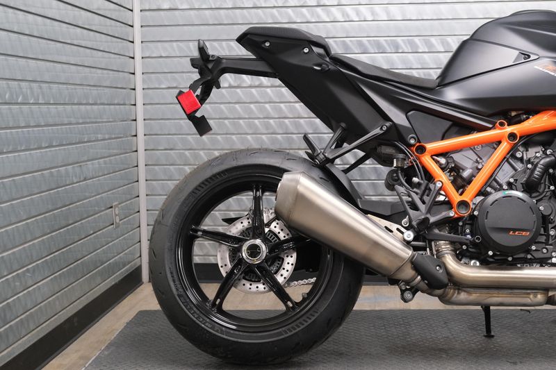 NEW 2026 KTM 1390 SUPER DUKE R EVO Image 14