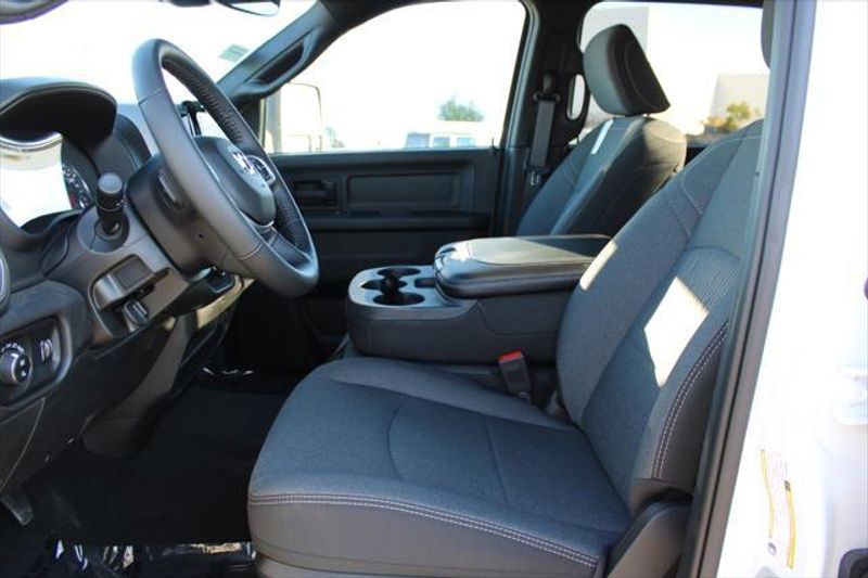 2023 RAM 2500 Tradesman Crew Cab 4x2 Long BoxImage 30