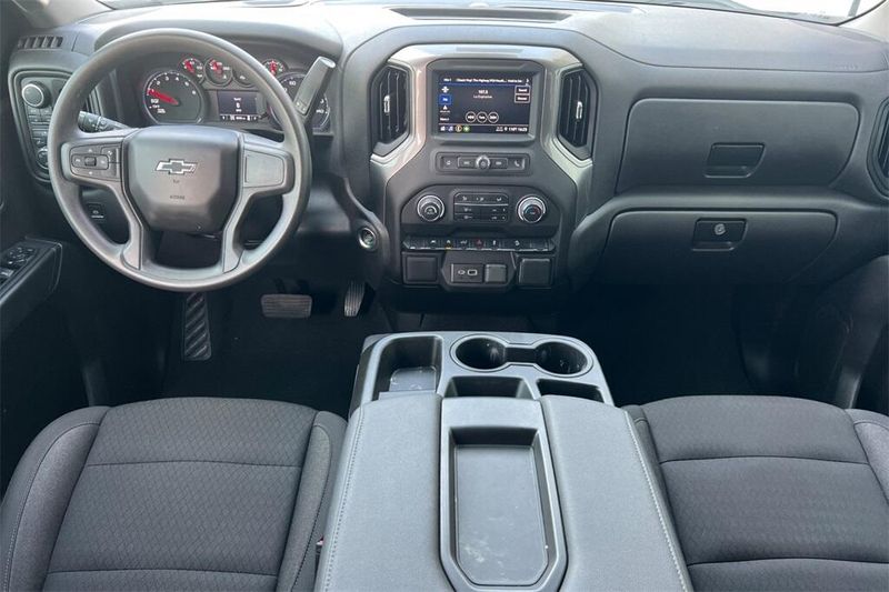 2025 Chevrolet Silverado 1500 Custom Trail Boss photo 13