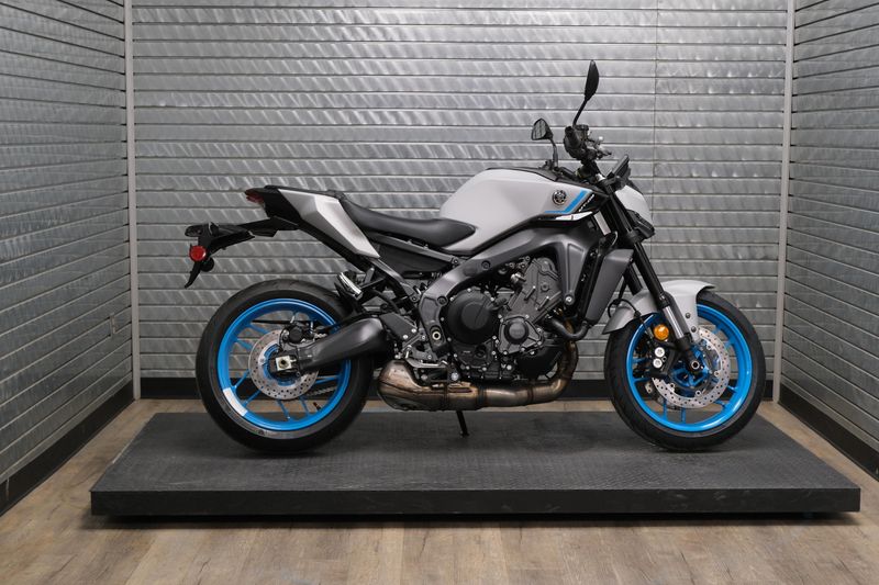 NEW 2026 YAMAHA MT09 Image 2