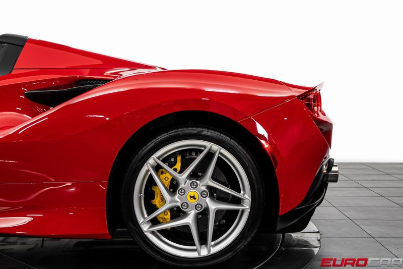 Used 2023 Ferrari F8 Spider *PASSENGER DISPLAY * SUSPENSION LIFTER*Image 20
