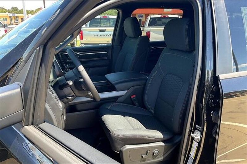 2025 RAM 1500 Lone Star Crew Cab 4x4 5