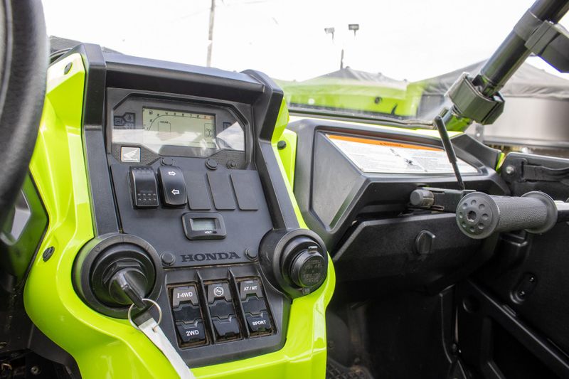 USED 2020 HONDA TALON 1000R Image 12
