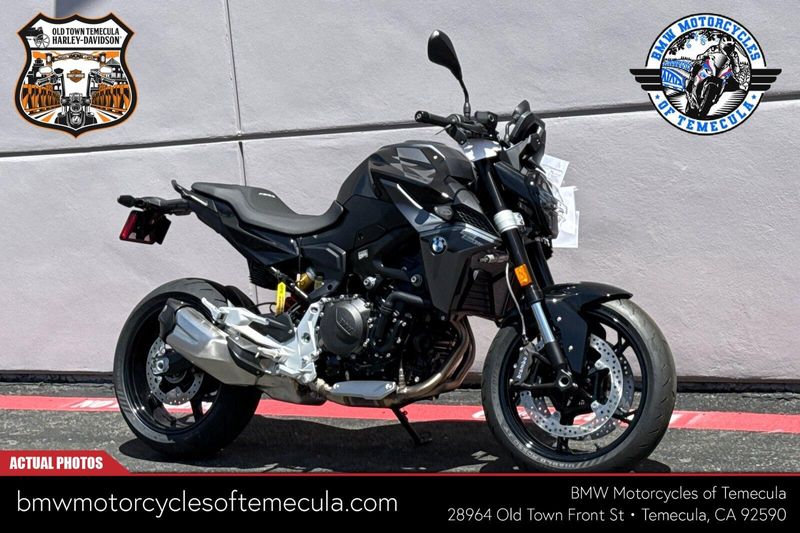 2025 BMW F 900 RImage 5