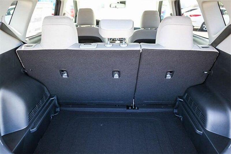 New 2025 Kia Soul LXImage 24