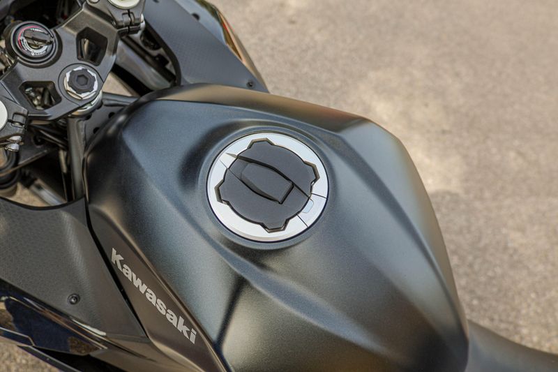 USED 2026 KAWASAKI NINJA 500 BASE Image 6
